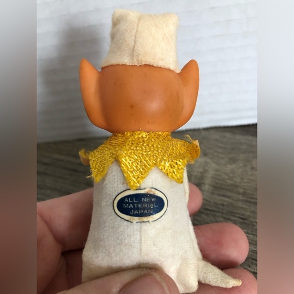 Vintage Elf Knee Hugger Christmas Decor - Picture 8 of 10